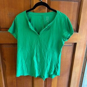 New York & Company Vibrant Green Short Sleeve Tee